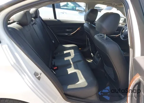 2013 BMW 328I z USA, uszkodzony, nr VIN WBA3A5C56DF602867